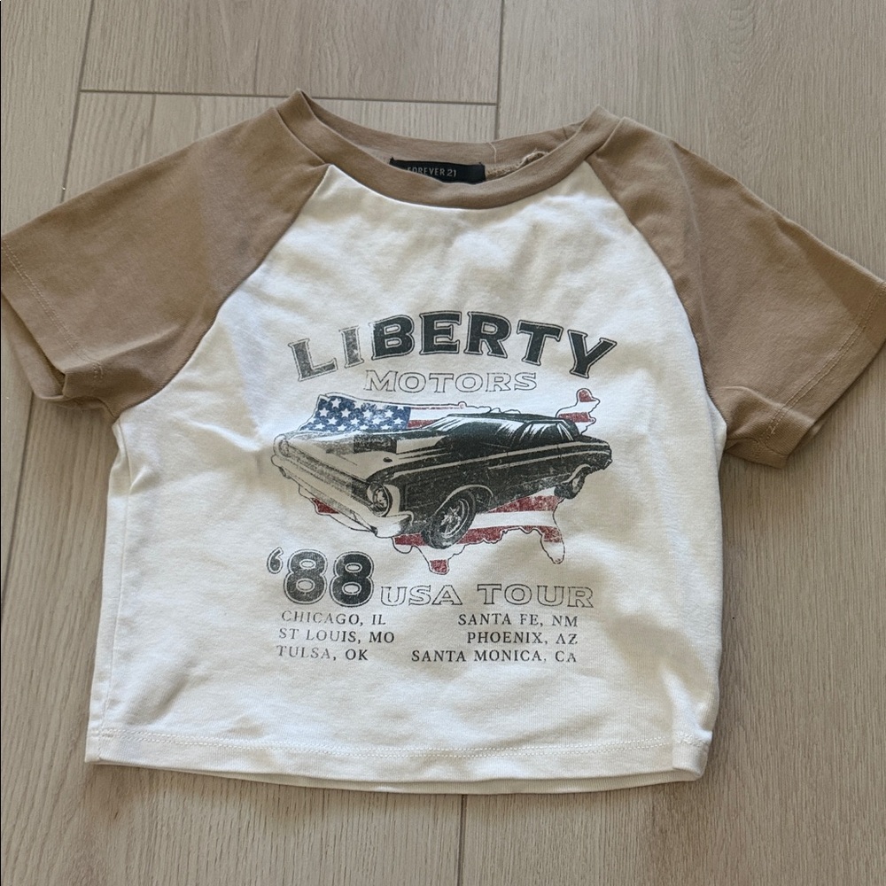 Forever 21 'Liberty Motors' White & Tan Raglan Tee